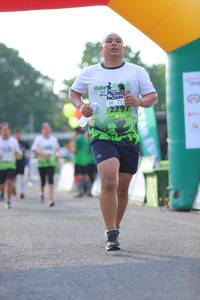 BIB: 279
                            <button type="button" onclick="openModal(3654043)" class="btn btn-primary btn-sm float-right btn-popup" data-toggle="modal" data-target=".modal-high-quality">
                        <i class="fas fa-shopping-cart"></i> Add to Cart
                    </button>
                                            <button type="button" onclick="isThisMe(3654043, true)" class="btn btn-success btn-sm float-right btn-popup btn-isme hidden" data-toggle="tooltip" data-placement="bottom" title="นี่คือรูปของคุณใช่ไหม คลิกที่นี่เพื่อเอาเข้าอัลบั้ม">
                        <i class="fas fa-plus"></i> Add to album
                    </button>
                    <button type="button" onclick="isThisMe(3654043, false)" class="btn btn-warning btn-sm float-right btn-popup btn-isnotme hidden">
                        <i class="fas fa-ban"></i> Remove from album
                    </button>